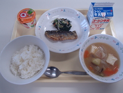 学校給食の写真