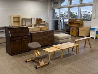 再生家具の展示の様子