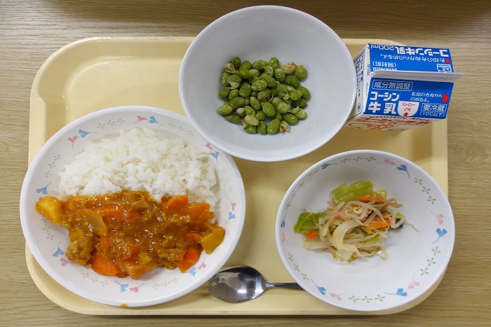 写真：5月2日小学校（第一調理場）の給食
