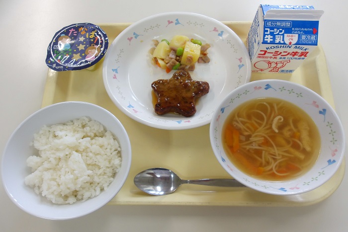 写真：7月7日小学校（第一調理場）の給食