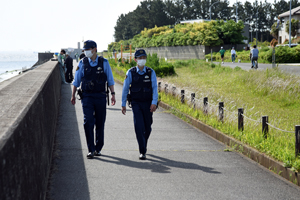 写真：警察によるパトロール