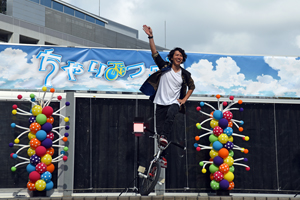 写真：BMXパフォーマンス