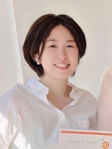 山中絵利氏の顔写真