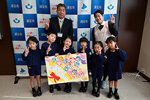 写真：皆さんとの記念撮影