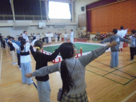 舞楽体験の様子