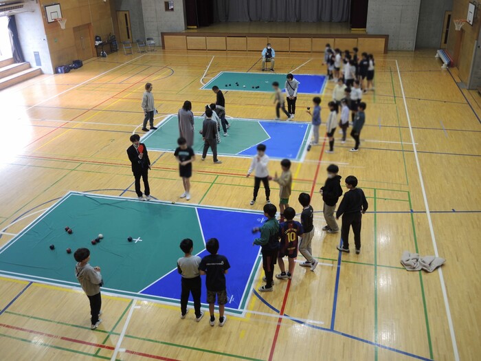 ボッチャ体験の全体写真