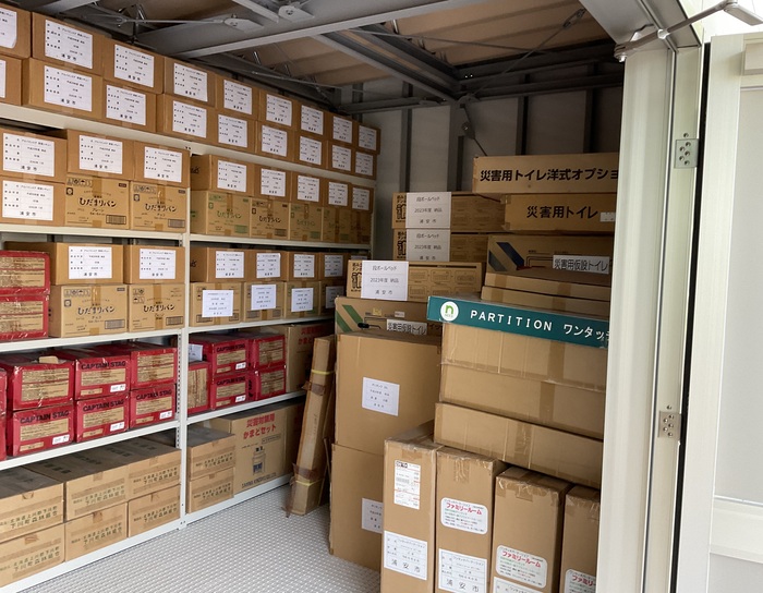 防災備蓄倉庫（内部）