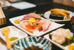 写真:お刺身の小鉢