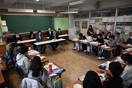 ランチミーティングの様子の写真