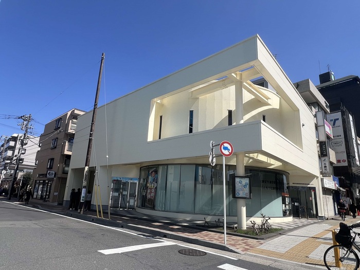 浦安駅前こども・青少年プラザの外観写真