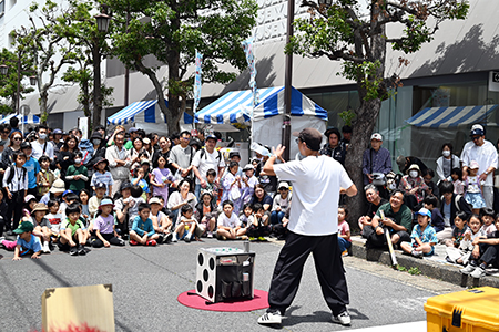 写真：大道芸
