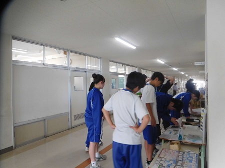 昨年度の入賞作品見学