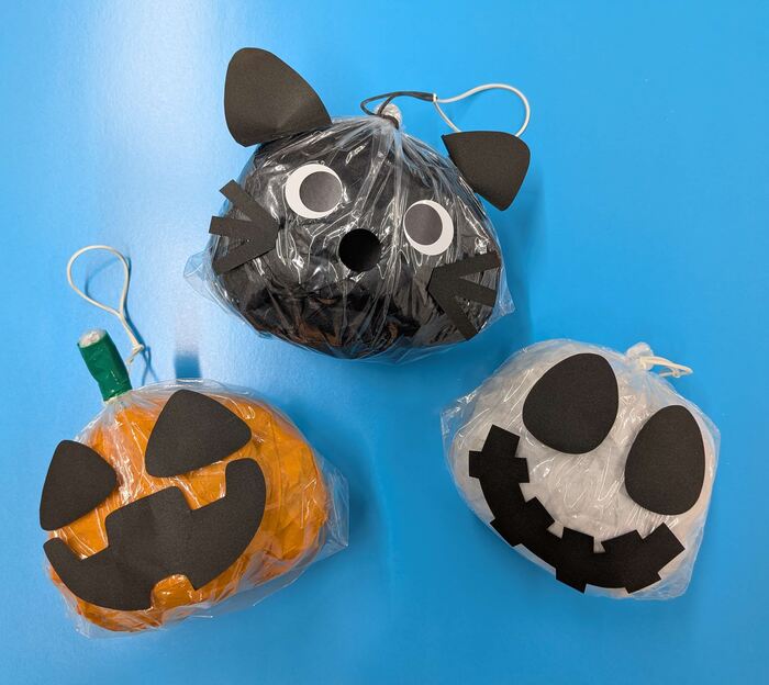 10月の製作「ハロウィーンヨーヨー」