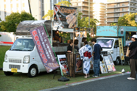写真：キッチンカーの様子